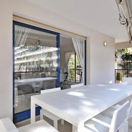 In With 2 Bedrooms And Wifi Cannes